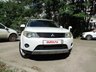2006 Mitsubishi Outlander II, белый, 850000 рублей, вид 3