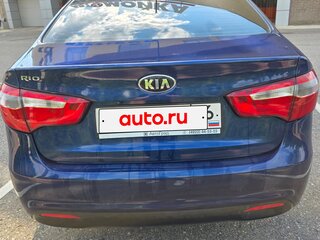 2015 Kia Rio 6-speed III, синий, 880000 рублей, вид 5