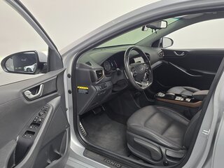 2019 Hyundai IONIQ, серебристый, 1100001 рублей, вид 5