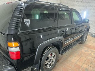 2004 Chevrolet Tahoe II, чёрный, 1500000 рублей, вид 5