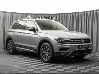 2018 Volkswagen Tiguan II, серебристый, 2995000 рублей, вид 2
