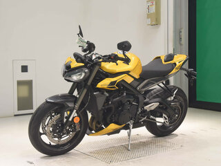 2024 Triumph Street Triple, жёлтый, 1217500 рублей, вид 4
