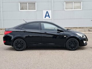 2014 Hyundai Solaris I Рестайлинг, чёрный, 870000 рублей, вид 4