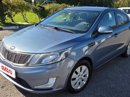 2013 Kia Rio 5-speed III, голубой, 825000 рублей, вид 1