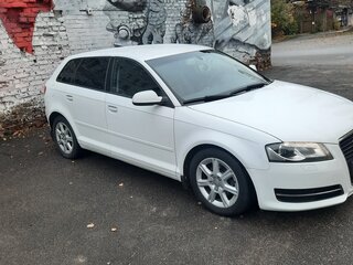 2012 Audi A3 II (8P) Рестайлинг 2, белый, 750000 рублей, вид 3