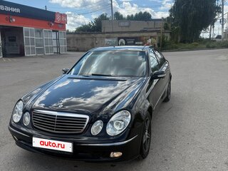 2003 Mercedes-Benz E-Класс 240 III (W211, S211), чёрный, 950000 рублей, вид 3