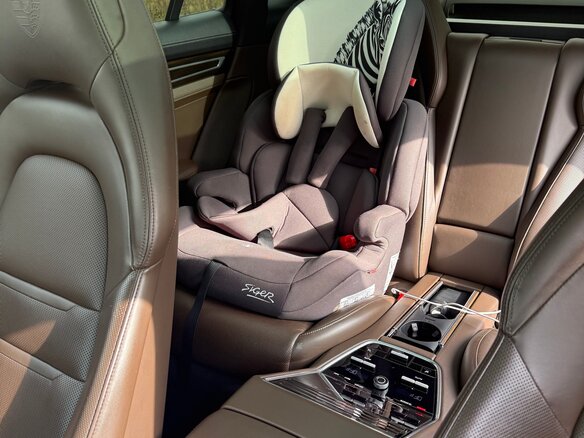 2020 Porsche Panamera 4 II, чёрный, 6850000 рублей - вид 16