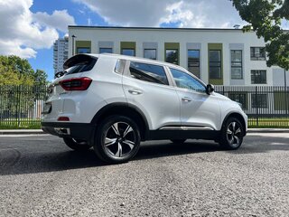 2023 Chery Tiggo 4 Pro I Рестайлинг, белый, 1520000 рублей, вид 5