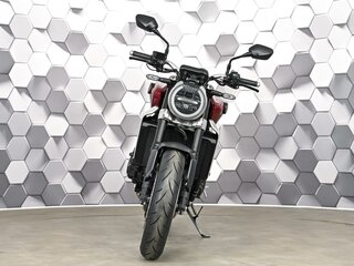 2018 Honda CB 1000R, красный, 975000 рублей, вид 5