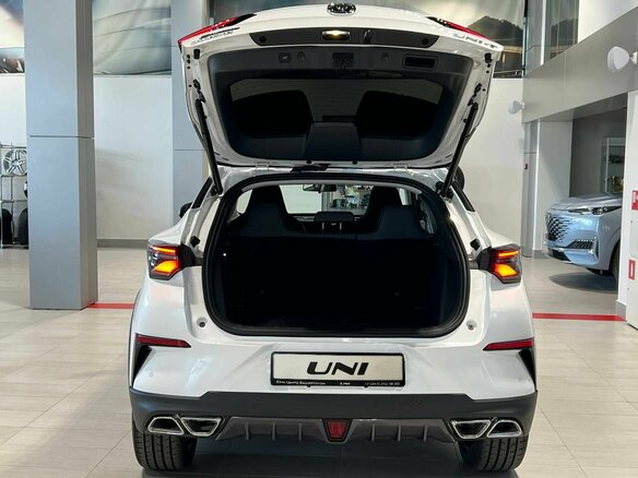 2025 Changan UNI-T I, белый, 3459900 рублей - вид 12