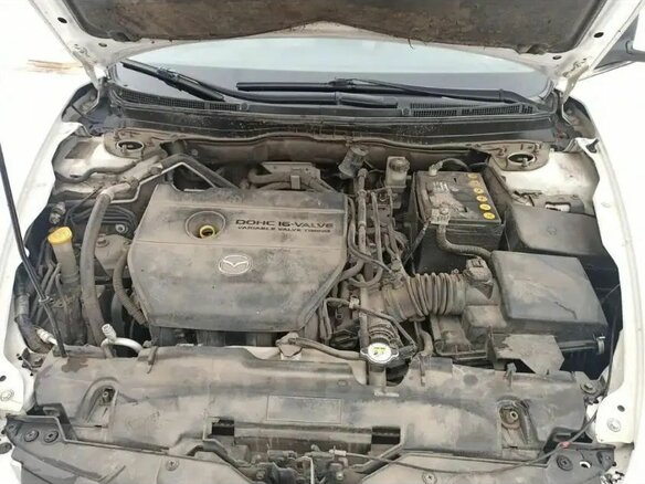 2010 Mazda 6 II (GH) Рестайлинг, белый, 780000 рублей - вид 4
