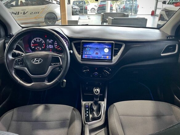 2017 Hyundai Solaris II, белый, 1019900 рублей - вид 18