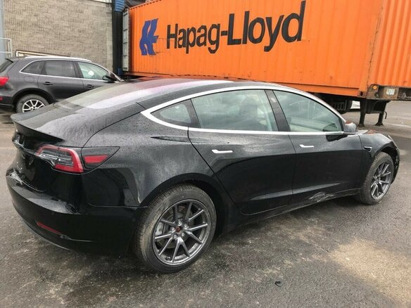2018 Tesla Model 3 Long Range I, чёрный, 3100000 рублей - вид 19