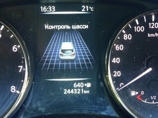 2017 Nissan Qashqai II, серебристый, 900000 рублей, вид 4
