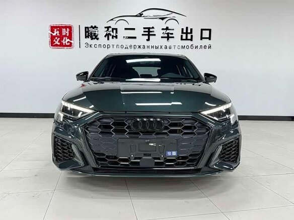 2023 Audi A3 Sportback 35 TFSI IV (8Y), зелёный, 1860000 рублей - вид 1