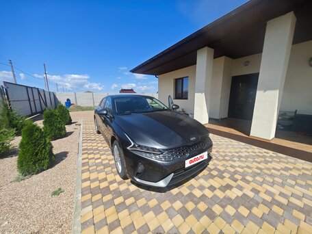 2021 Kia K5 III, серый, 2500000 рублей, вид 3