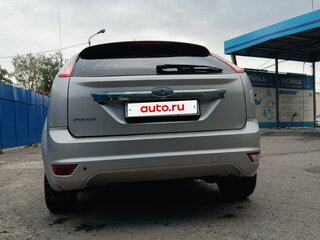 2009 Ford Focus II Рестайлинг, серебристый, 500000 рублей, вид 4