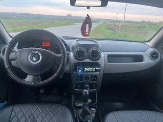2010 Renault Sandero I, бежевый, 450000 рублей, вид 5