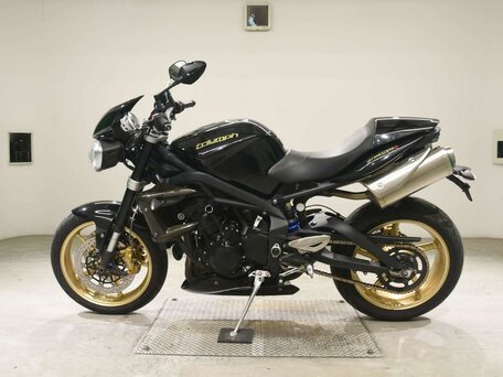 2011 Triumph Street Triple, чёрный, 555000 рублей, вид 1