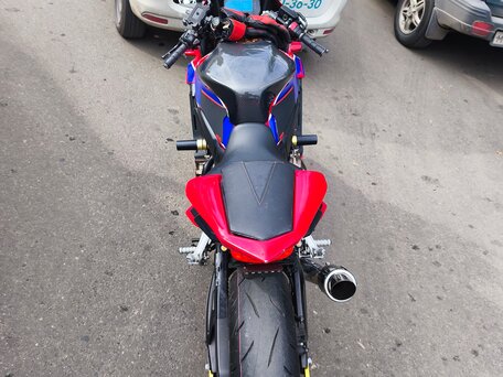 2019 Honda CBR 650R, красный, 890000 рублей, вид 4