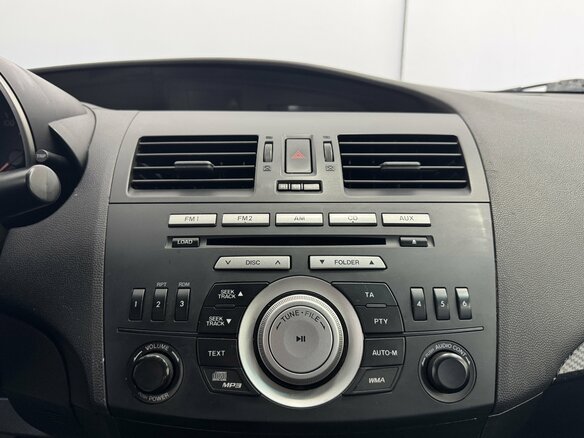 2011 Mazda 3 II (BL), белый, 975000 рублей - вид 15