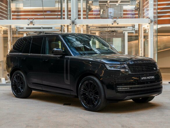 2026 Land Rover Range Rover P400 MHEV V, чёрный, 21990000 рублей - вид 2