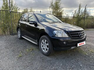 2005 Mercedes-Benz M-Класс 350 II (W164), чёрный, 930000 рублей, вид 4