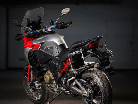 2026 Ducati Multistrada V4, красный, 3590000 рублей, вид 2