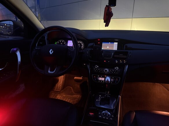 2011 Renault Latitude I, серый, 1200000 рублей - вид 16