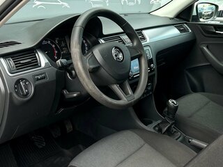2018 Skoda Rapid I Рестайлинг, белый, 1228400 рублей, вид 5