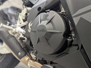 2025 Aprilia RSV4, чёрный, 2835000 рублей, вид 5