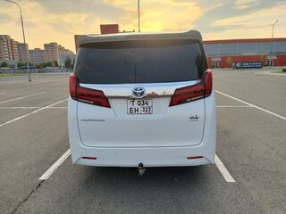 2021 Toyota Alphard III Рестайлинг, белый, 5500000 рублей, вид 4