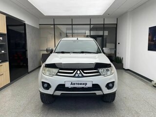 2015 Mitsubishi Pajero Sport II Рестайлинг, белый, 2070000 рублей, вид 2
