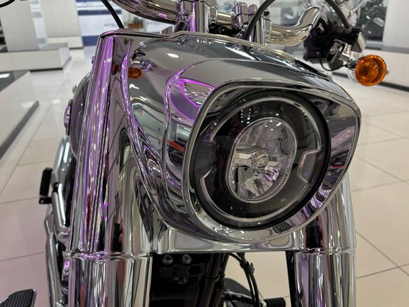 2024 Harley-Davidson Fat Boy, серый, 2550000 рублей - вид 21