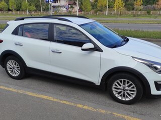 2018 Kia Rio X-Line IV, белый, 1590000 рублей, вид 3