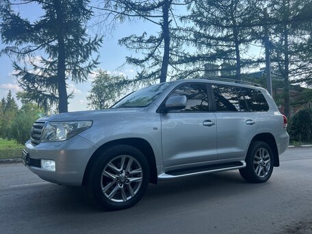 2008 Toyota Land Cruiser 200 Series, серебристый, 4000000 рублей, вид 2