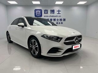2022 Mercedes-Benz A-Класс 180 Long IV (W177) Рестайлинг, белый, 1743757 рублей, вид 3
