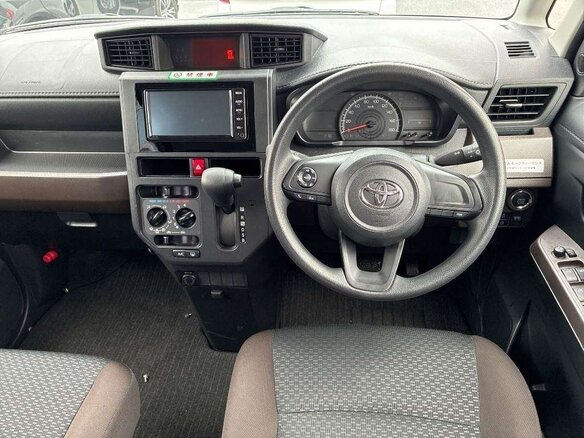 2022 Toyota Roomy I Рестайлинг, чёрный, 710000 рублей - вид 8