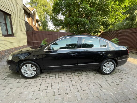 2010 Volkswagen Passat B6, чёрный, 950000 рублей - вид 8