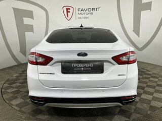 2017 Ford Mondeo V, белый, 1295000 рублей, вид 3