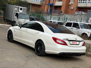 2014 Mercedes-Benz CLS 350 CDI II (C218), белый, 1900000 рублей, вид 2