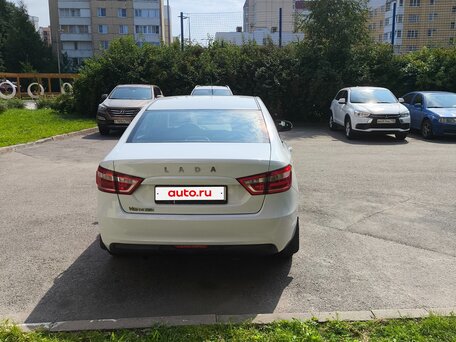 2018 Lada (ВАЗ) Vesta I, белый, 690000 рублей, вид 4