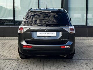 2013 Mitsubishi Outlander III, серый, 1523000 рублей, вид 4