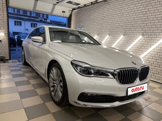 2015 BMW 7 серии Long 750Li xDrive VI (G11/G12), белый, 3300000 рублей, вид 3