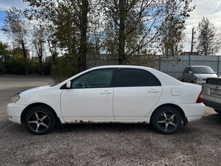 2001 Toyota Corolla IX (E120, E130), белый, 400000 рублей, вид 2