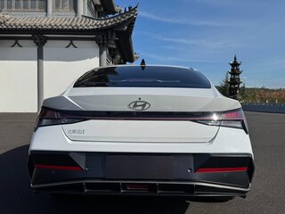 2023 Hyundai Elantra VII (CN7) Рестайлинг, белый, 1753000 рублей, вид 5