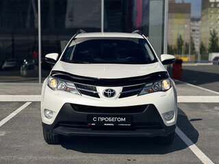 2015 Toyota RAV4 IV (XA40), белый, 1720000 рублей, вид 3
