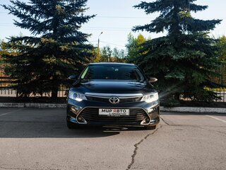 2015 Toyota Camry VII (XV50) Рестайлинг, чёрный, 1870000 рублей, вид 5