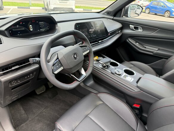2025 Changan UNI-S I, серый, 3179900 рублей - вид 15