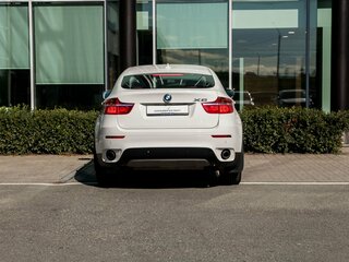2010 BMW X6 35i 6-speed I (E71), белый, 1850000 рублей, вид 4